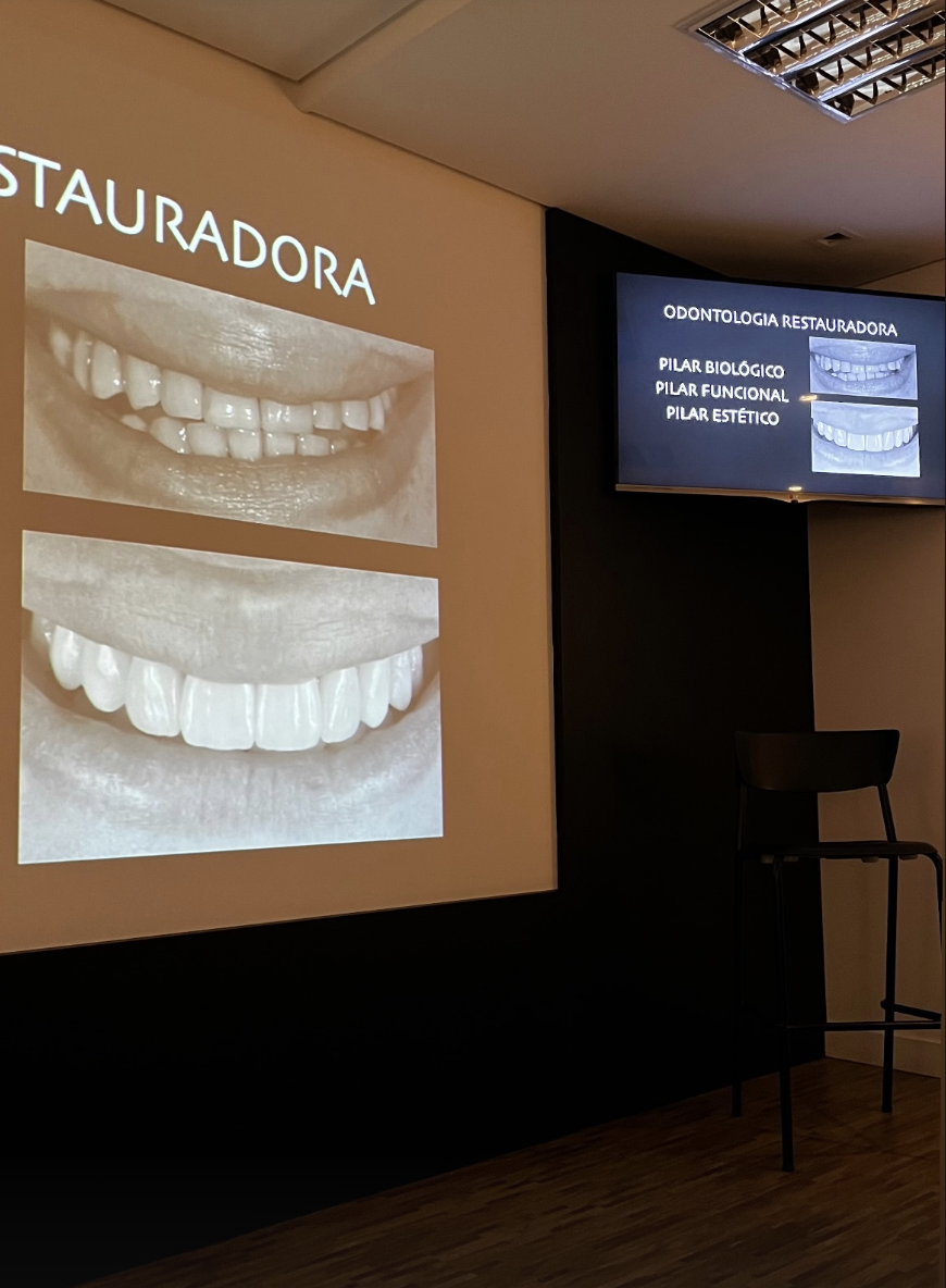 Aula de odontologia restauradora